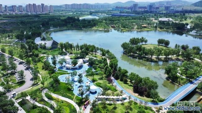 灭蚊“黑科技”解锁市民游园自由